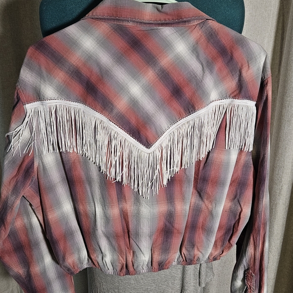 Wrangler Tops - Wrangler Plaid Fringe Crop Top - Pinkie/red, Grey, Purple (10)